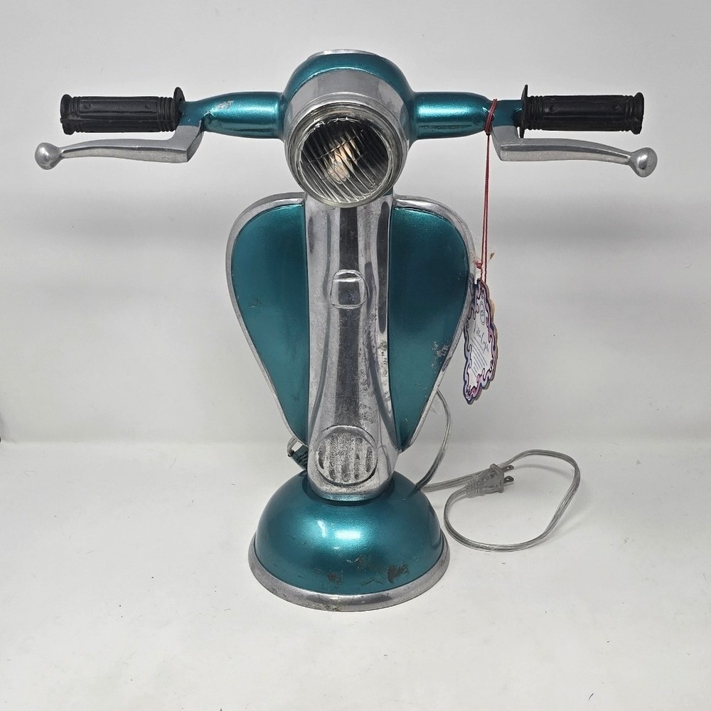 Villa‎ Capsi Vespa style scooter headlight table lamp retro garage US Plug